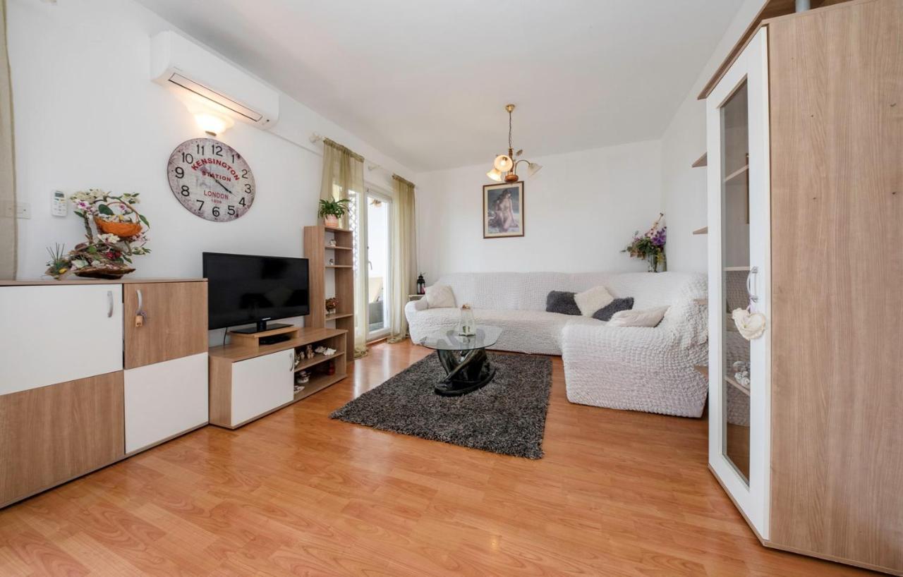 Apartment Dominik 2874 Palit Eksteriør billede